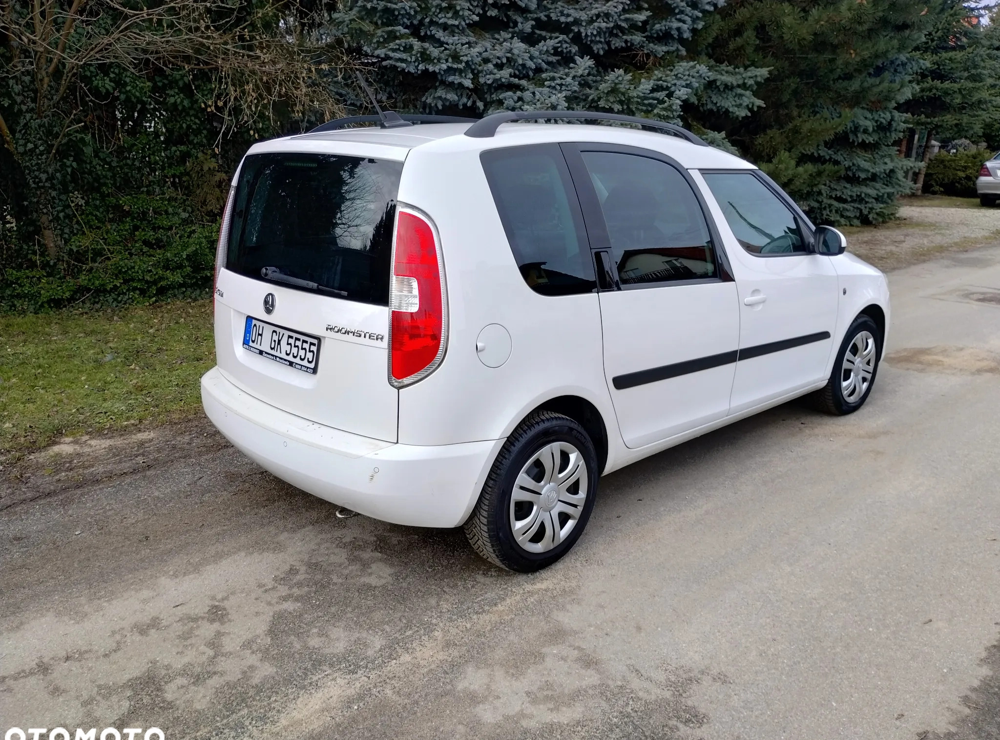 Skoda Roomster cena 19900 przebieg: 289000, rok produkcji 2014 z Mieroszów małe 121